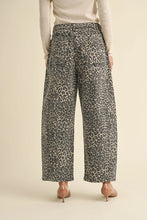 Wild & Free - Leopard Barrel Jeans