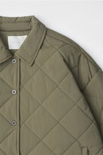 The Cameron Quilted Jacket - Olive